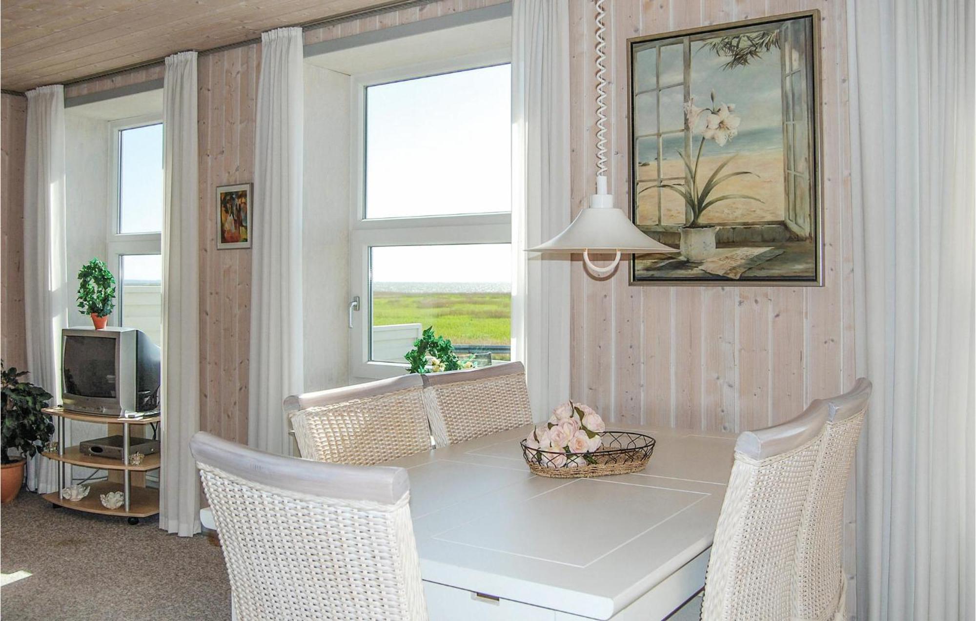 2 Bedroom Gorgeous Home In Hvide Sande Havrvig 外观 照片