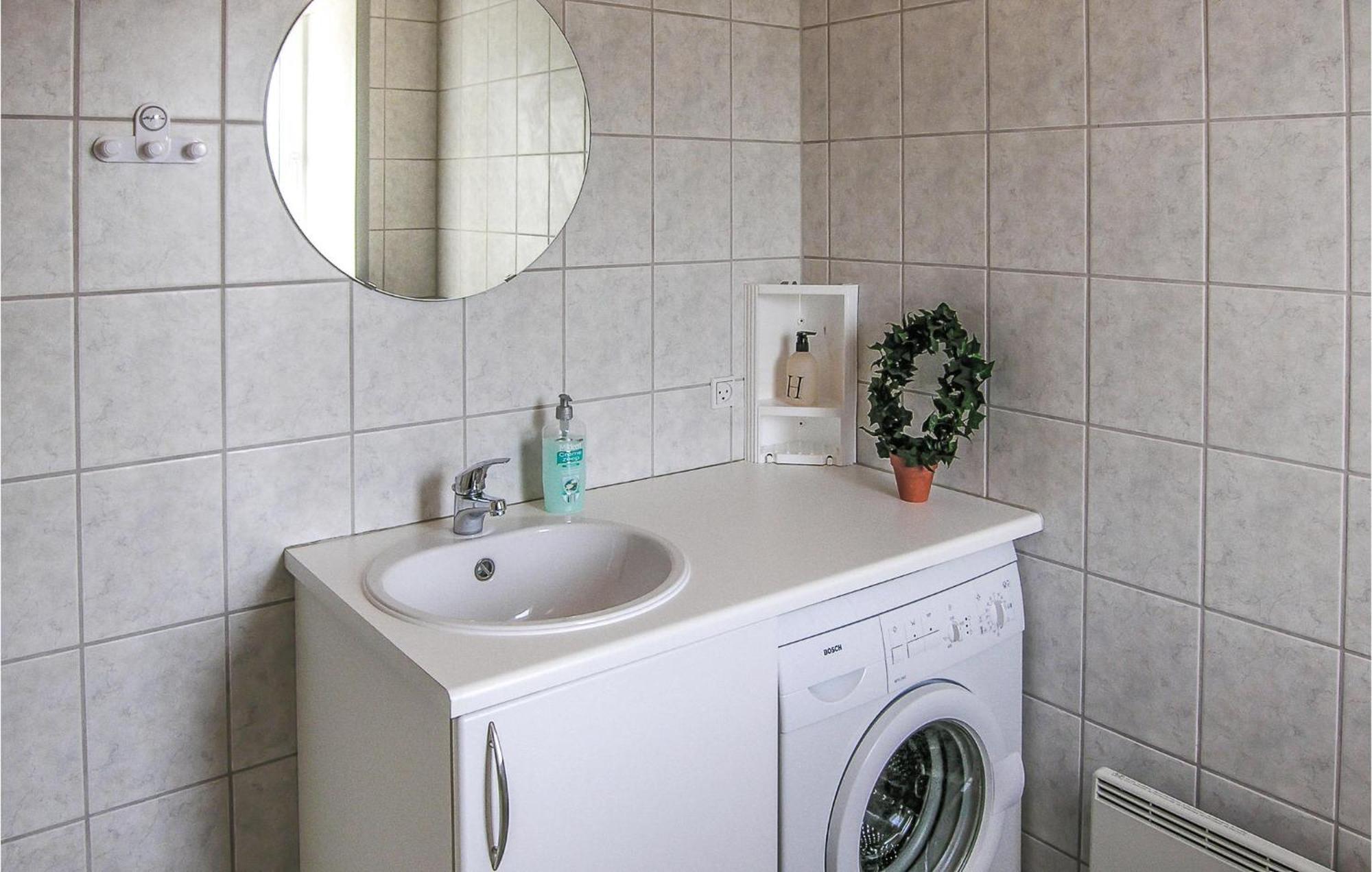 2 Bedroom Gorgeous Home In Hvide Sande Havrvig 外观 照片
